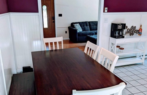 Queensbury Casa | Charming 3-bedroom Family Getaway in Queensbury with WiFi and AC