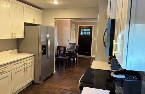 Crystal Casa | Charming 3-bedroom furnished house with AC, WiFi in tranquil Crystal Minnesota