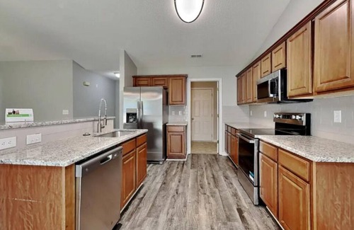 Greensboro Casa | Charming 3-bedroom house with AC, WiFi in Greensboro