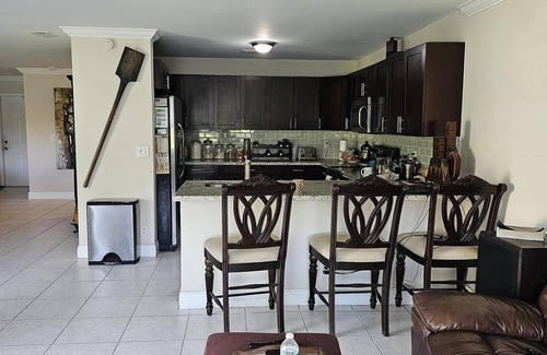 Inverrary Casa | Charming 3-bedroom house in wonderful Lauderhill with AC, WiFi