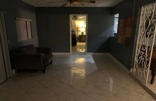 Lauderhill Casa | Charming 3-bedroom house with AC and WiFi in lovely Lauderhill