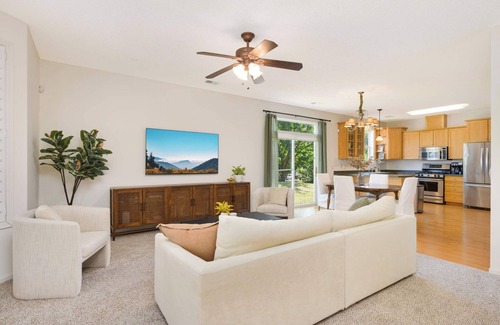 West Seventh Casa | Charming 3-bedroom house in Saint Paul with AC, WiFi