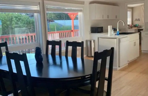 Silverdale Casa | Charming 3-bedroom house with AC and WiFi in awesome Silverdale