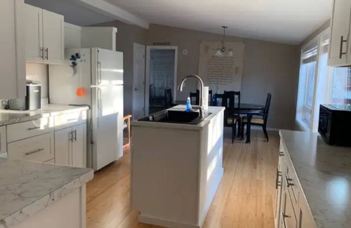Silverdale Casa | Charming 3-bedroom house with AC and WiFi in awesome Silverdale