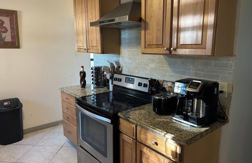 Titusville Casa | Charming 3-bedroom house with WiFi and AC in Titusville