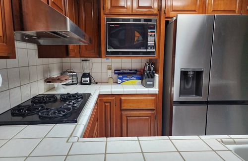 Orangevale Casa | Charming 3-bedroom house with solar pool.WiFi and AC in delightful Fair Oaks