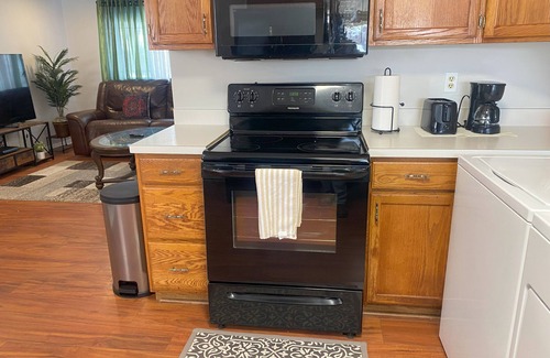 Kettering Casa | Charming 3-bedroom house in a quiet, peaceful and safe neighborhood in Kettering