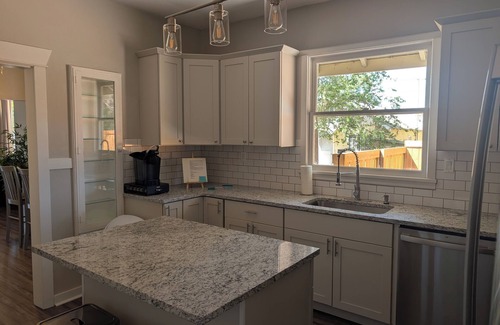 Soap Lake Casa | Charming 3-bedroom house walking distance to the lake, restaurants, pet friendly