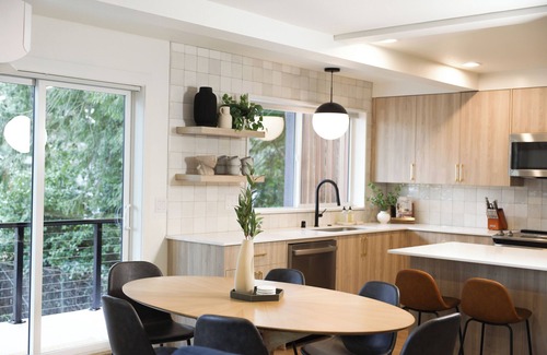 Lincoln Casa | Charming 3-bedroom home close to Vancouver Downtown