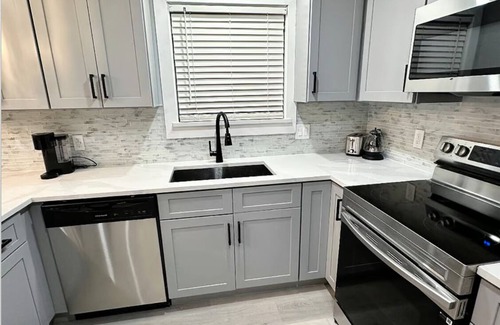 Watauga Casa | Charming 3-Bedroom Home - Near Hospitals - Keller ISD - Parking Garage