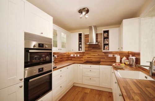 Wyken Casa | Charming 3-bedroom house in lovely Coventry with WiFi