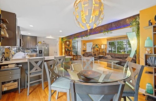Westgate Casa | Charming 3 Bedroom House in a Quiet Neighborhood