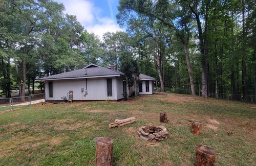 Midland Casa | Charming 3-bedroom house secluded on 2 acers, but close to everything.