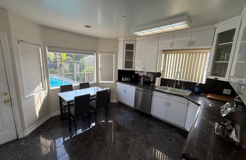 El Miradero Casa | Charming 3-bedroom house with WiFi, AC in wonderful Glendale