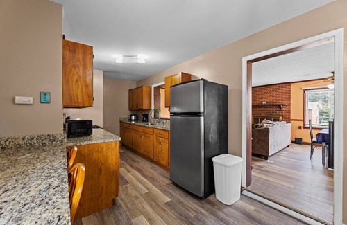 New Bern Casa | Charming 3-bedroom house in welcoming New Bern with WiFi, AC
