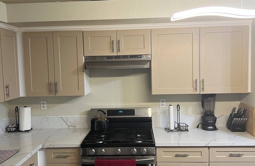 Palmdale Casa | Emiliana’shouse
