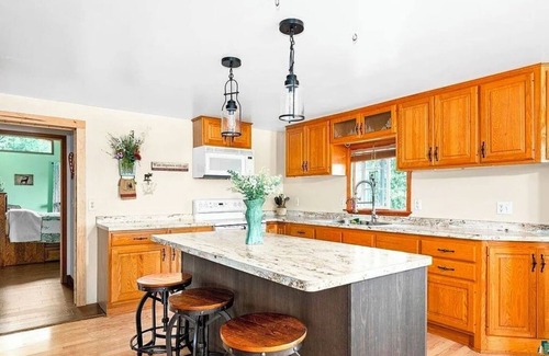 Superior Casa | Charming 3-bedroom house on Lake Amnicon, in Superior, WI.
