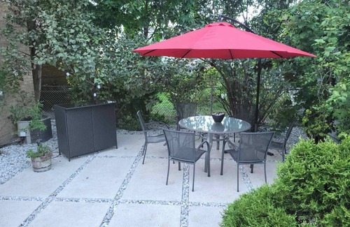 Dunning Casa | Charming 3-bedroom house in amazing Chicago
