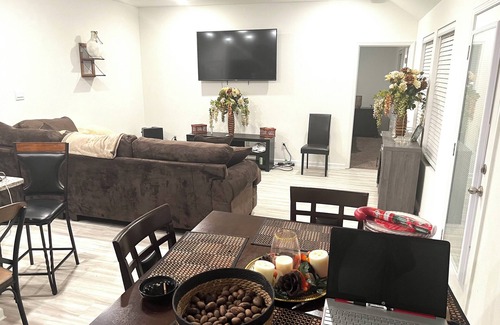 Hammond Casa | Charming 3-bedroom house in Hammond with WiFi, Ready for Superbowl in NOLA.