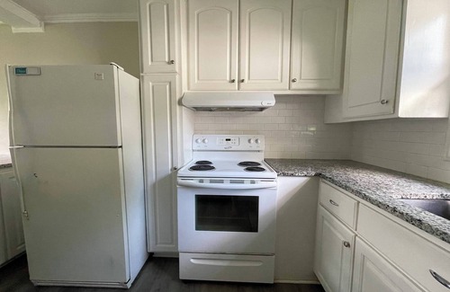 Cabarrus County Casa | Charming 3-bedroom house with AC and WiFi in lovely Midland