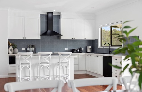 Repton Casa | Charming 3-bedroom house in enchanting Repton with AC, WiFi