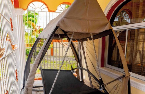 Higuey Casa | Charming 3-bedroom house with wifi and AC in Higuey, have a local experience!!