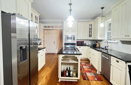 Highcroft Casa | Charming 3-bedroom house in serene Cary,