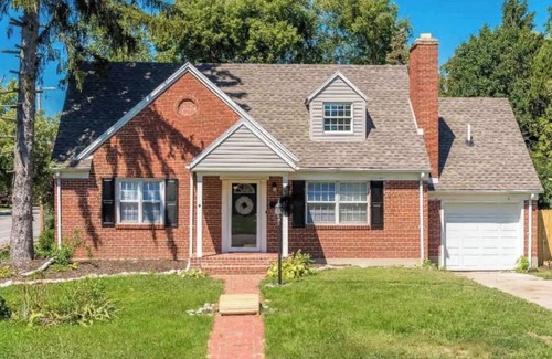 Kettering Casa | Charming 3-bedroom house in delightful Dayton with AC, WiFi
