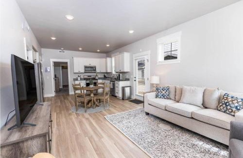 Billings Casa | Charming 3-bedroom in vibrant new neighborhood