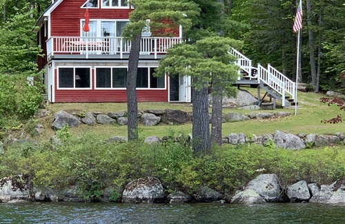Otis Casa | Charming 3 bedroom on Beech Hill Pond close to Ellsworth and Bar Harbor WiFi, AC