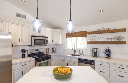 Desert Club Estates Casa | Charming 3-bedroom pool home in Old Town La Quinta