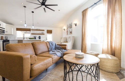 Desert Club Estates Casa | Charming 3-bedroom pool home in Old Town La Quinta