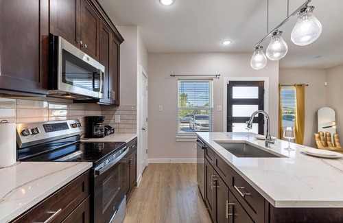 Northeast Houston Casa | Charming 3-bedroom retreat just minutes from Downtown Houston with AC, WiFi,