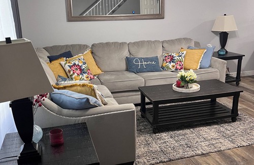 Cedar City Casa | Charming 3-bedroom townhome with AC and WiFi in Cedar City