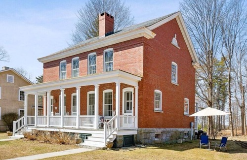 Portland Casa | Charming 3-bedroom townhome on Great Diamond Island in Portland, ME