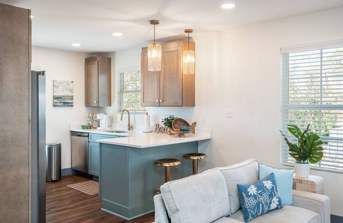 Powell Casa | Charming 3-bedroom townhome in Powell with a fresh coastal vibe!