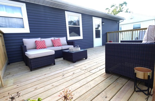 Des Plaines Casa | Charming 3-bedroom house with AC and WiFi in serene Des Plaines near O’Hare