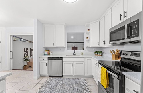 Arlington Casa | Charming 3-bedroom POOL house with WiFi and AC in enjoyable Jacksonville