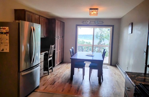 Long Prairie Casa | Charming 3-bedroom house on Lake Charlotte in Long Prairie