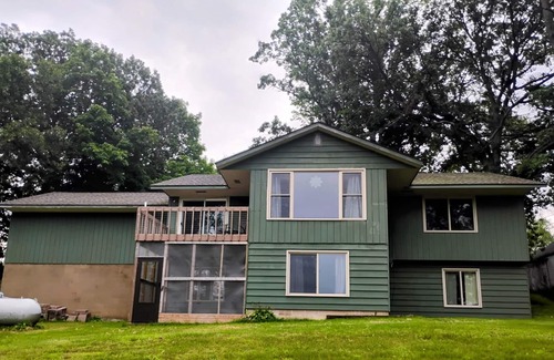 Long Prairie Casa | Charming 3-bedroom house on Lake Charlotte in Long Prairie