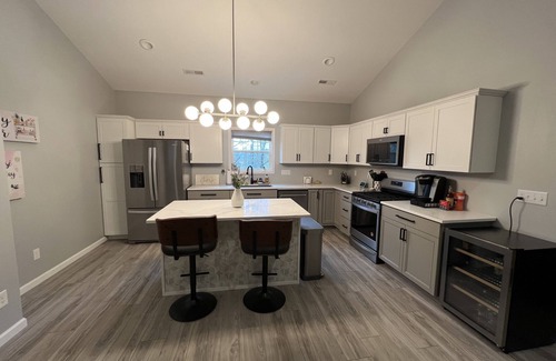Mills River Casa | Charming 3-Bedroom Home in Excellent Location!