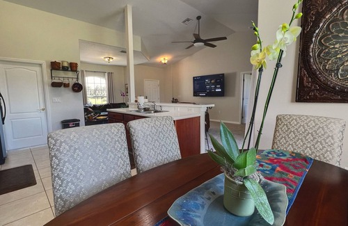 Myakka City Casa | Charming 3-bedroom house in Serene Myakka City near Freedom Factory & Terranova