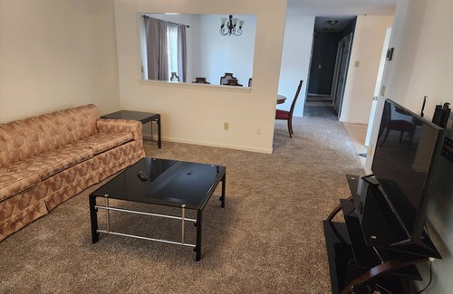 Sellersburg Casa | Charming 3-bedroom bungalow with AC and WiFi in lovely Sellersburg