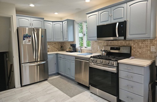 Somers Point Casa | Charming 3-bedroom family-friendly house in Somers Point NJ, 8 min to beach!