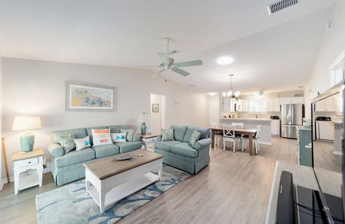 Fruitland Park Casa | Charming 3-bedroom house with Golfcart and WiFi in The Villages
