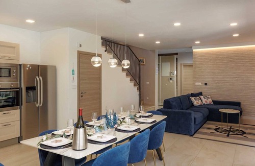 Frata Villa | Encantadora villa de 3 dormitorios con piscina