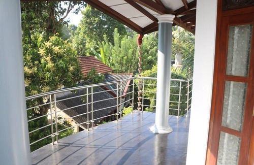 Dodanduwa Villa | Charming 3 bedroom villa 61 with AC, wifi and full package services