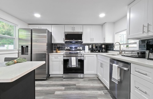 Jackson Casa | Charming 3-BR/2-BA Waterfront Lake House