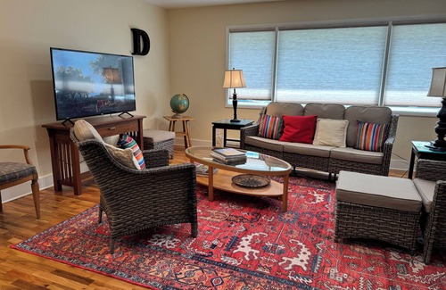 Dayton Casa | Charming 3 BR 2 Bath in historic Dayton. Exclusive and ready for your visit!