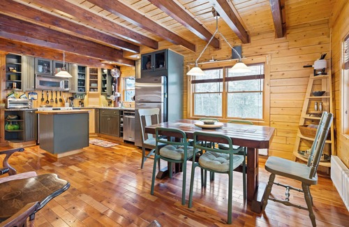Blandford Casa | Charming 3-BR Berkshires Timber Cottage